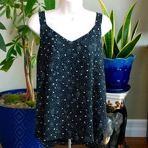 LOFT Petite Sleeveless Black w/ White Top Size MP
